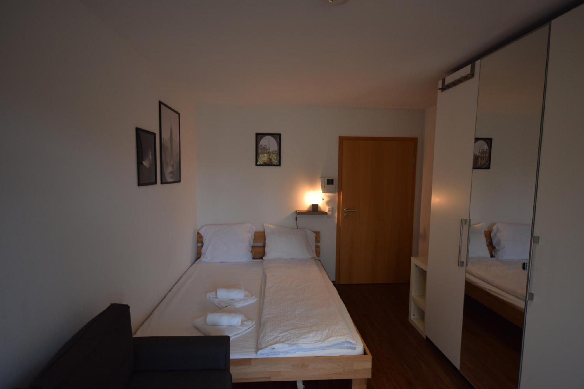 Nestwerk Komfort R23-13 - Balkon, Arbeitsplatz & Hochschulnaehe Biberach an der Riss Bagian luar foto